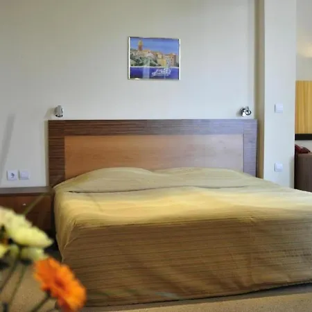 Hotel Strandja Warna